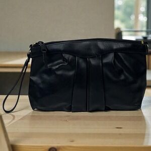 VTG Holiday Fair Wristlet Clutch Bag Womens Black Leather Look Zip Pouch Evening